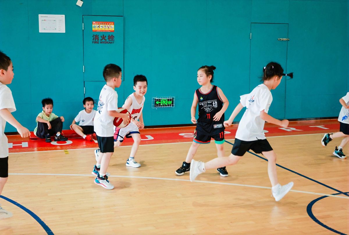 小学篮球基本功训练教学视频